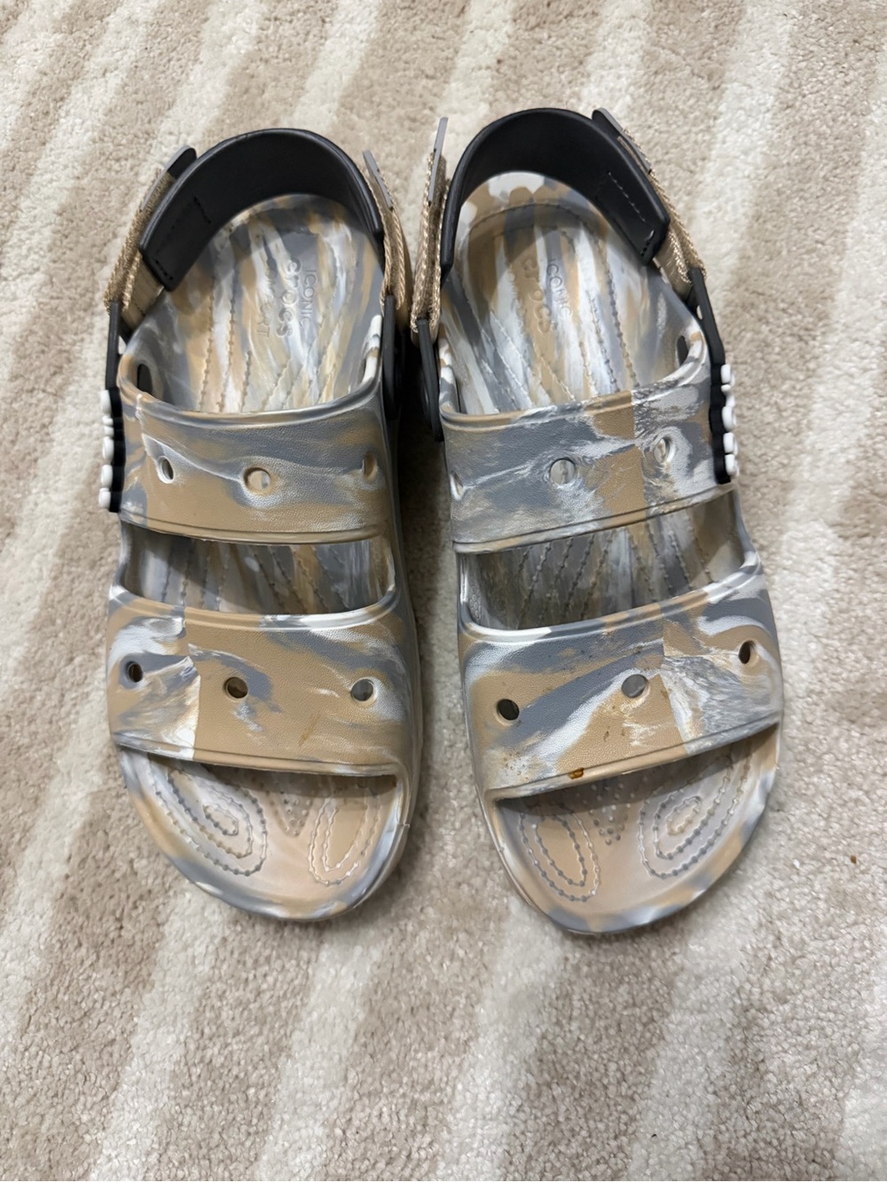 CROCS Marbled Beige & Gray Women's Sandals